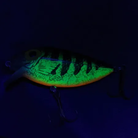 Storm Rattlin Thin Fin (Pre Rapala), UV, 9.5g, ešerio spalva, vobleris #20512