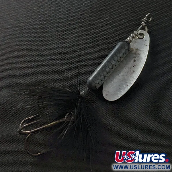 Yakima Bait Worden’s Original Rooster Tail 4, 8g, gold/nickel/black, sukrė #21574