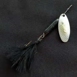 Worden’s Original Rooster Tail sukriukė