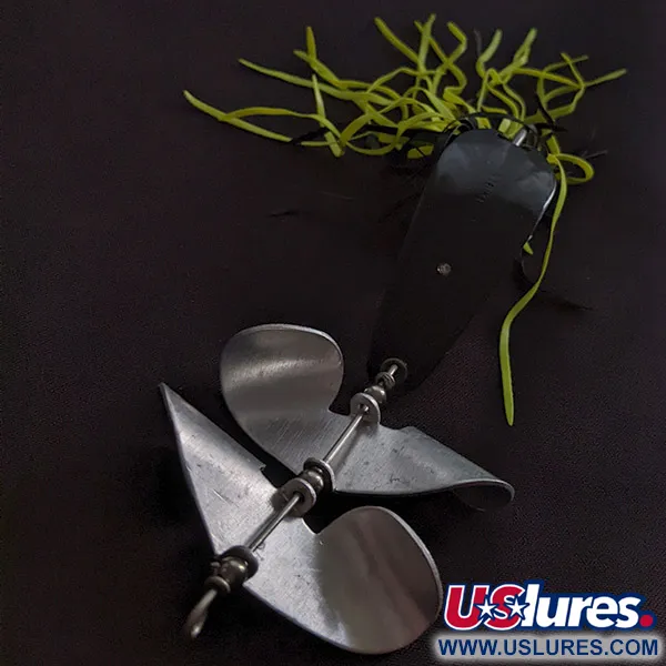 Strike King Timber King, 14g, juoda/geltona, nežolėjanti blizgė su propeleriu #23269