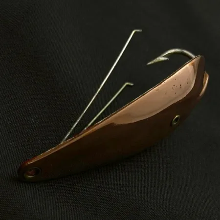 Master Weedless Wiggler Augues Bait, 18 g, varinė/raudona vartiklė #23963