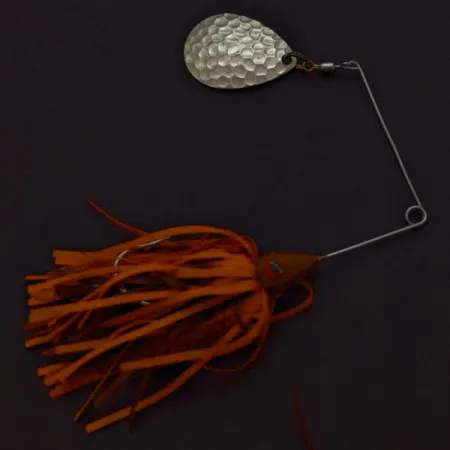 Bomber The Classics Bushwacker spinnerbait tipo masalas