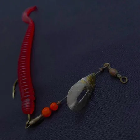 Pflueger June Bug №4 Suktukas, Raudona/Nikelis, 6 g, Alkūnė, #24501