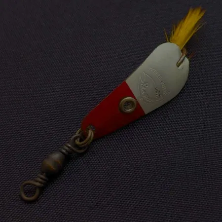 Rex Spoon Weezel vartiklė, raudona/balta, 1,7 g, plunksnos, #24517