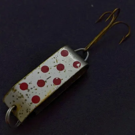 Jake's Lures Lil Jake Vartiklė, Nikelis/Raudona, 9g, Lenktas, #24520