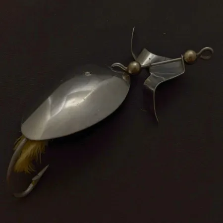 Sukrė Brown's Bass Buzzer, Nikolis, 17g, Bucktail, #24682