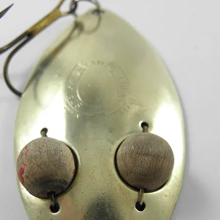 Lucky Strike Gold Red Flash Blizgė, Žalvaris, 21g, Medinės akys, #1840