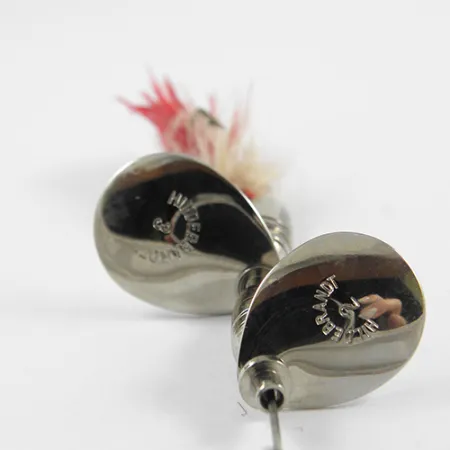 Hildebrandt Hildebrandt 3 Sukriukė, Nikelis, 7g, trišakis su plunksnomis, #2433