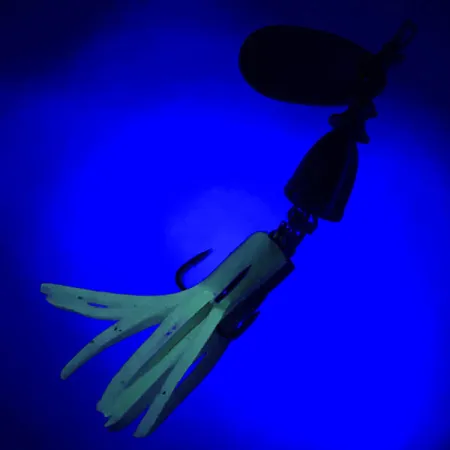 Blue Fox Super Vibrax 1 Sukriukė, Aukso, 4g, UV Sijonėlis, #5725