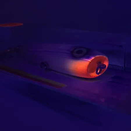 Luhr Jensen P.J.POP Medinis poperis, White Pearl/Orange, 17g, rankų d., #6046