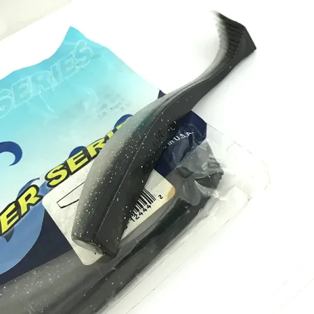 Yamamoto Saltwater series Guminukas, Black/Hologram Belly, 12.7cm, #6830