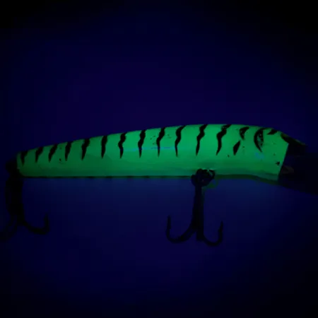 Producers Barramundi Mauler UV Vobleris, Šartrezas, 8g, UV, #7159