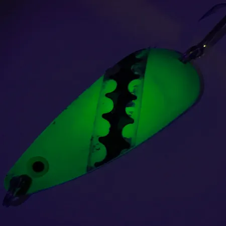 Moriyama Blizgė, Žalia/Nikeliuota, 25g, Pjūklinis raštas, #8263